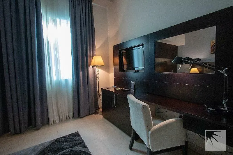 Tower Hotel Apartments Абу-Даби 3*,